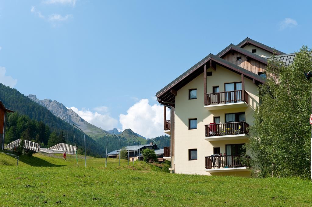 Madame Vacances Residence Les Chalets Du Thabor Valfrejus Exteriör bild